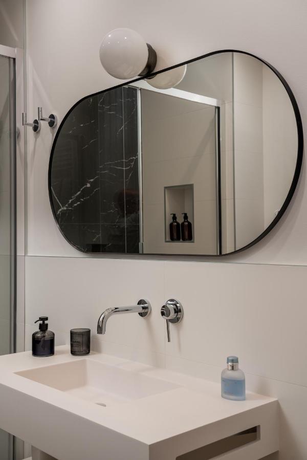 Nue Suites Sassari Bagian luar foto