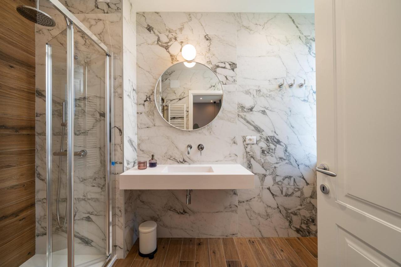 Nue Suites Sassari Bagian luar foto