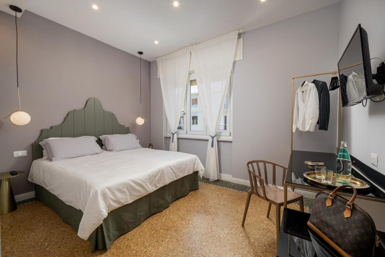 Nue Suites Sassari Bagian luar foto